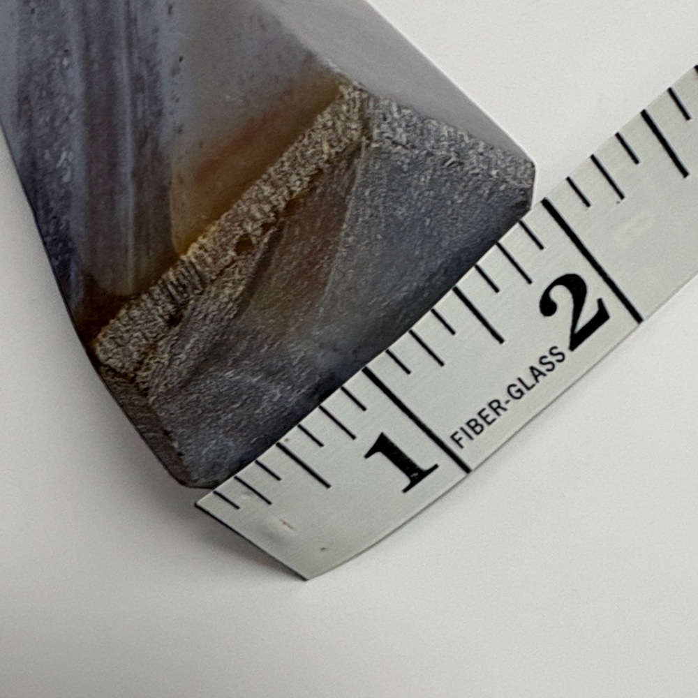 Large chalcedony crystal tower stone - Picture 5 of 11